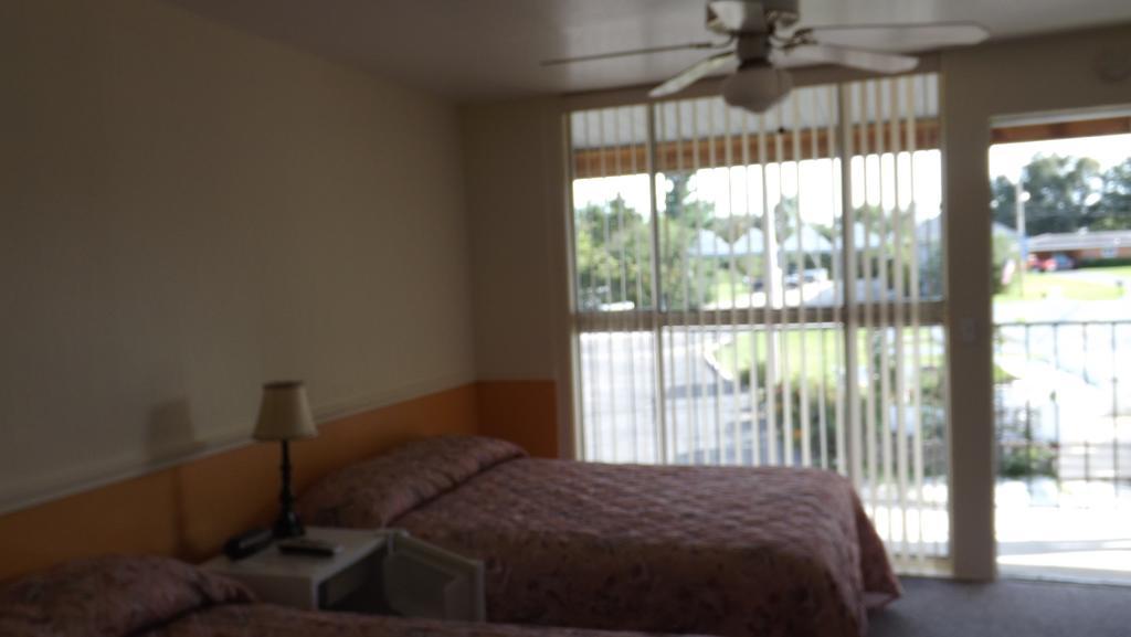 Twin Lakes Inn Bull Shoals Δωμάτιο φωτογραφία