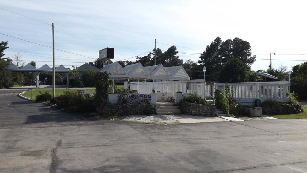 Twin Lakes Inn Bull Shoals Εξωτερικό φωτογραφία